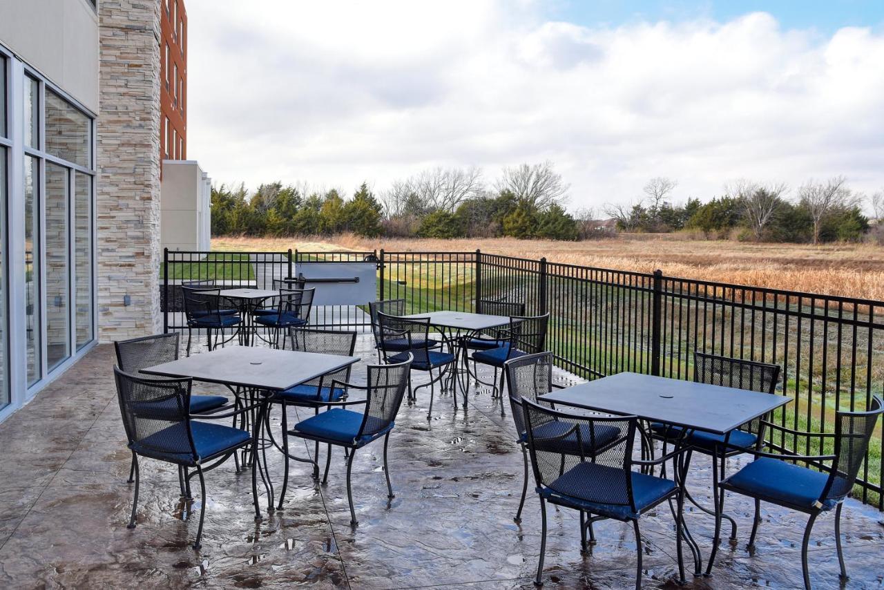 Holiday Inn Express & Suites - Ottawa By Ihg Esterno foto